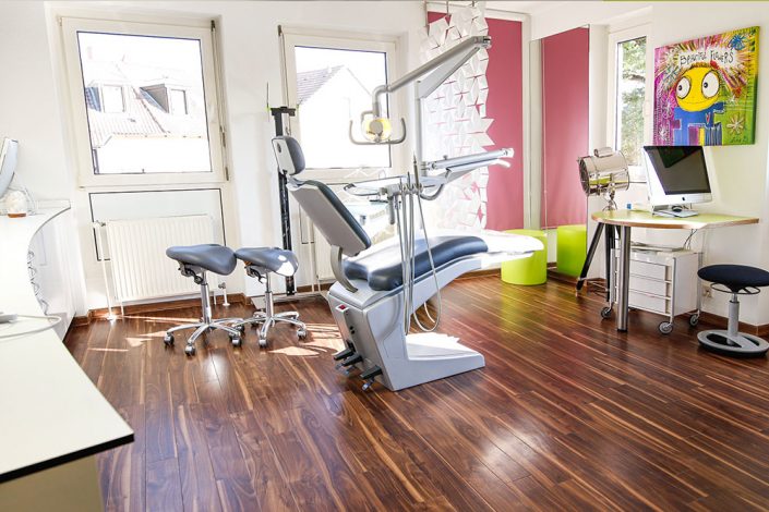 Praxisimpressionen: Dr. med. dent. Eva-Maria Schumann, Fachzahnärztin für Kieferorthopädie