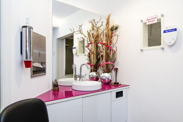 Praxisimpressionen: Dr. med. dent. Eva-Maria Schumann, Fachzahnärztin für Kieferorthopädie